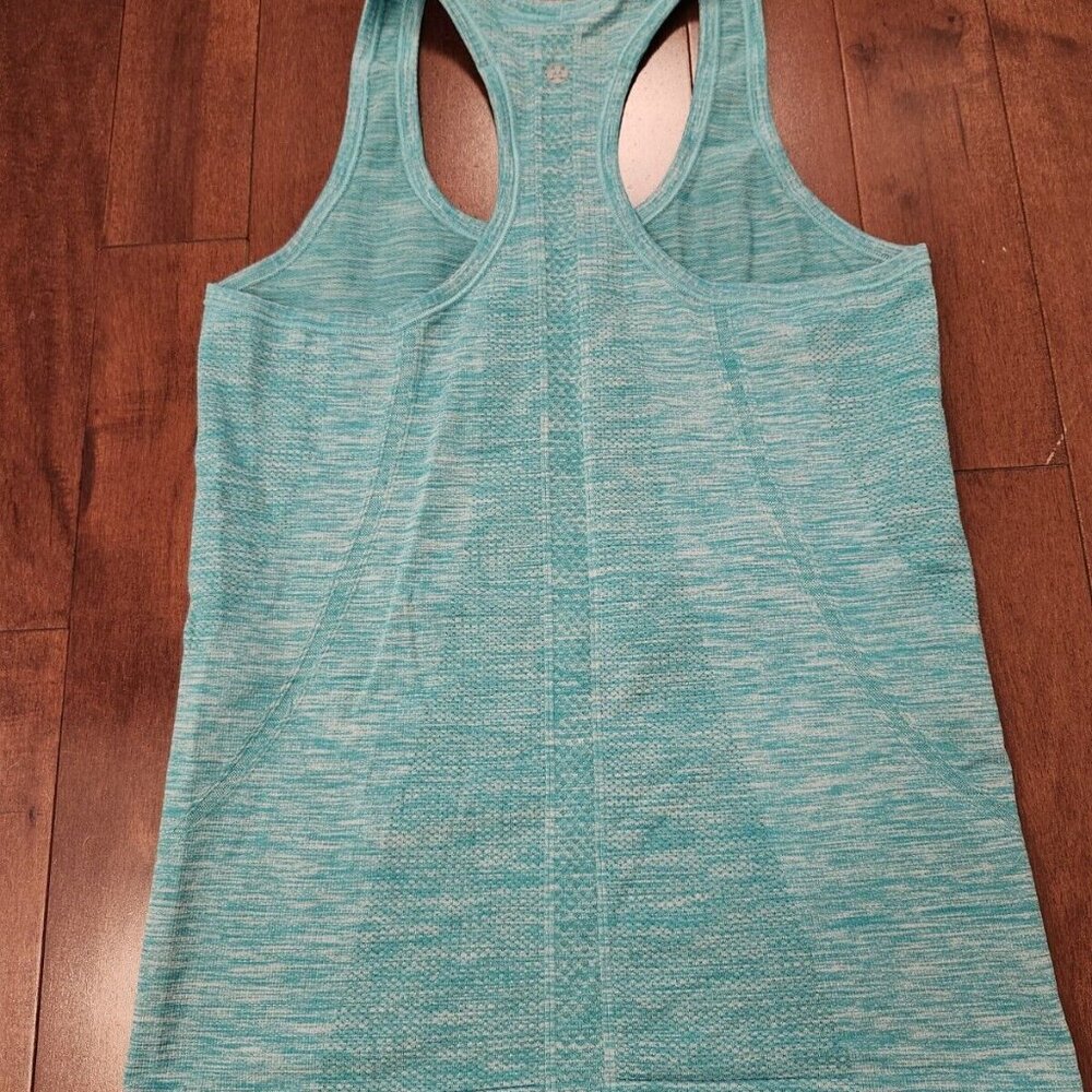 Lululemon women's aqua blue swiftly tank top in size 6 - Picture 2 of 6